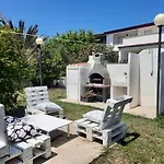 Pineta Sul Mare S'ena E Sa Chitta بيت للعطل *