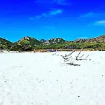 Pineta Sul Mare S'ena E Sa Chitta سانتا لوسيا