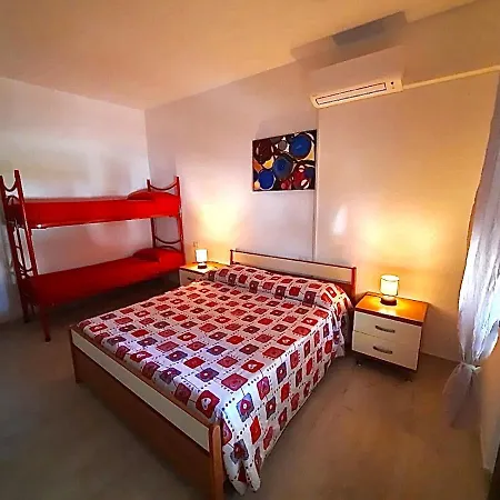 Pineta Sul Mare S'ena E Sa Chitta Casa de Férias *