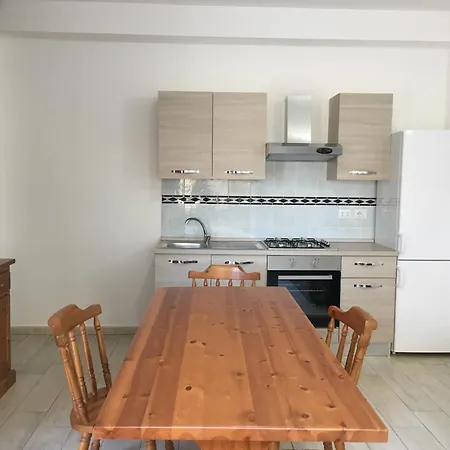 Pineta Sul Mare S'ena E Sa Chitta سانتا لوسيا